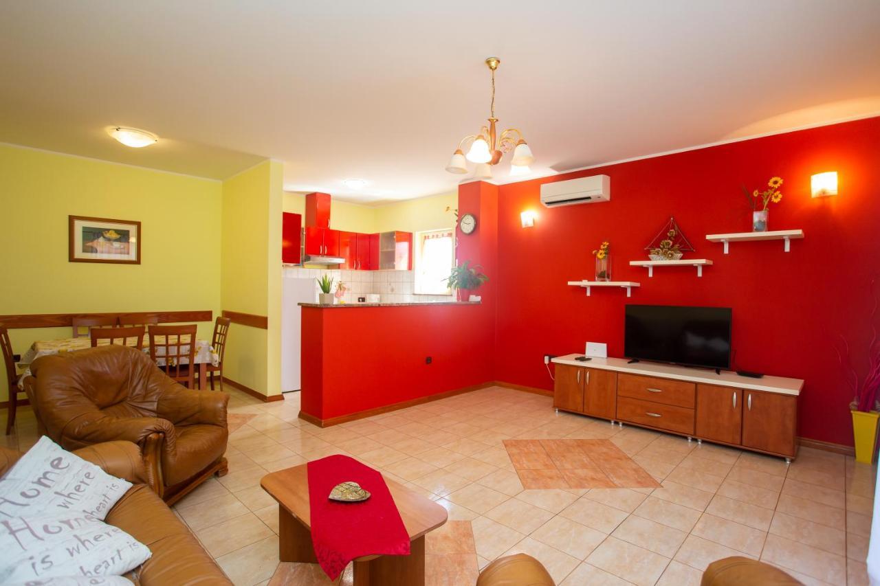 Holiday Home Labud Žminj Extérieur photo